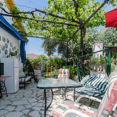 3 Bedroom Beautiful Home In Fuente Tojar Екстериор снимка