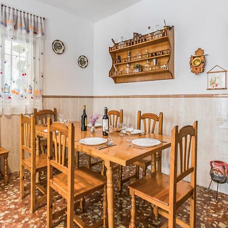 3 Bedroom Beautiful Home In Fuente Tojar Екстериор снимка