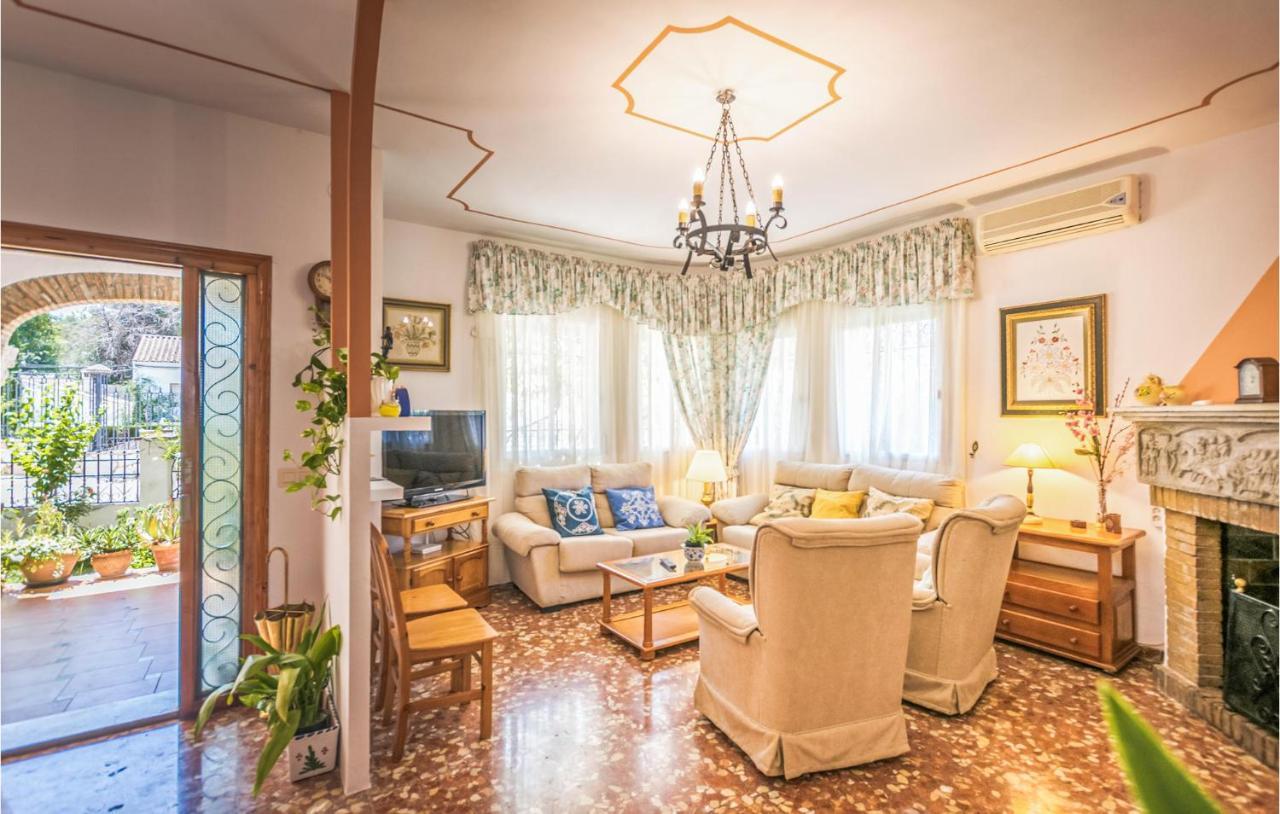 3 Bedroom Beautiful Home In Fuente Tojar Екстериор снимка