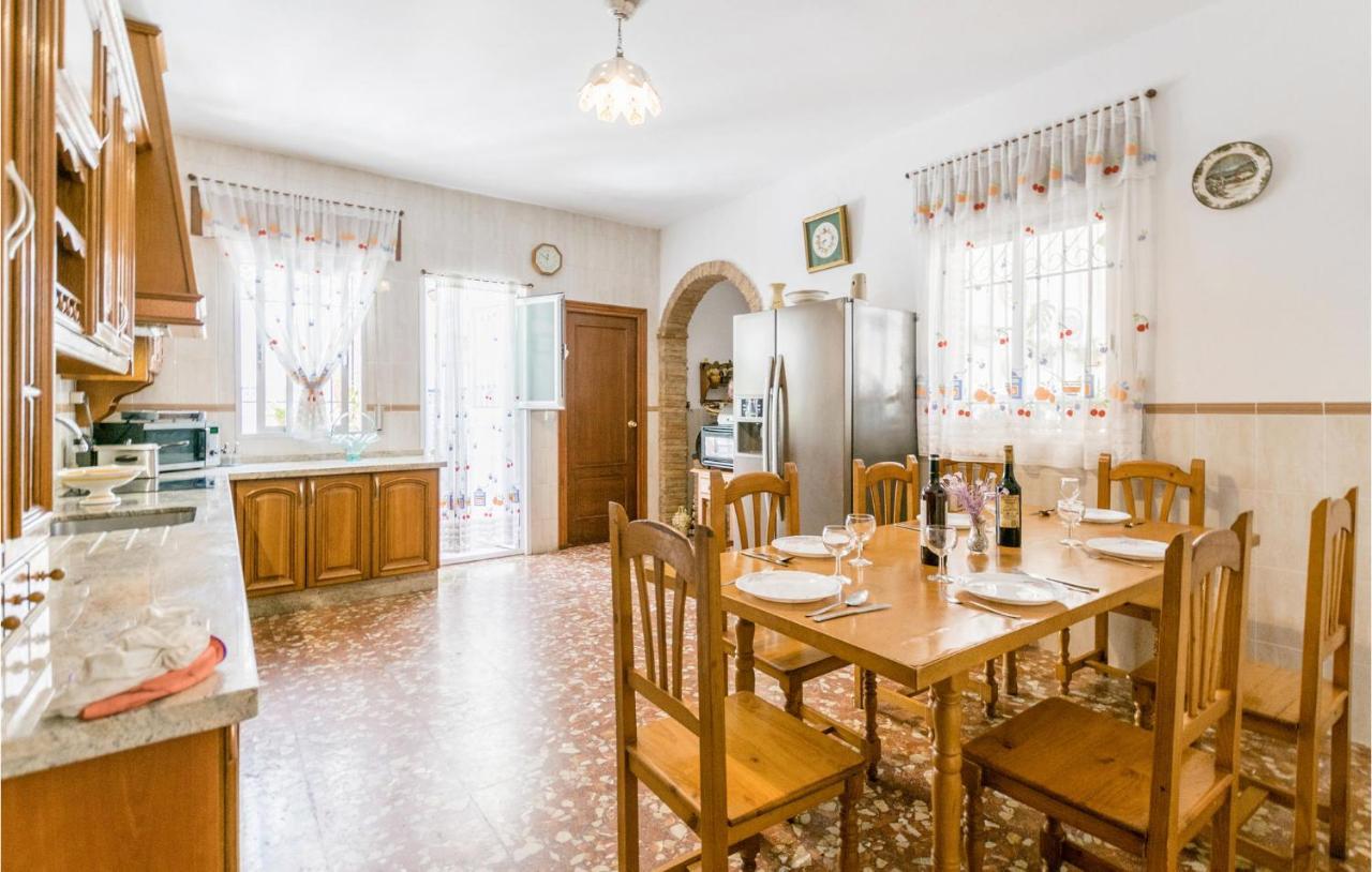 3 Bedroom Beautiful Home In Fuente Tojar Екстериор снимка