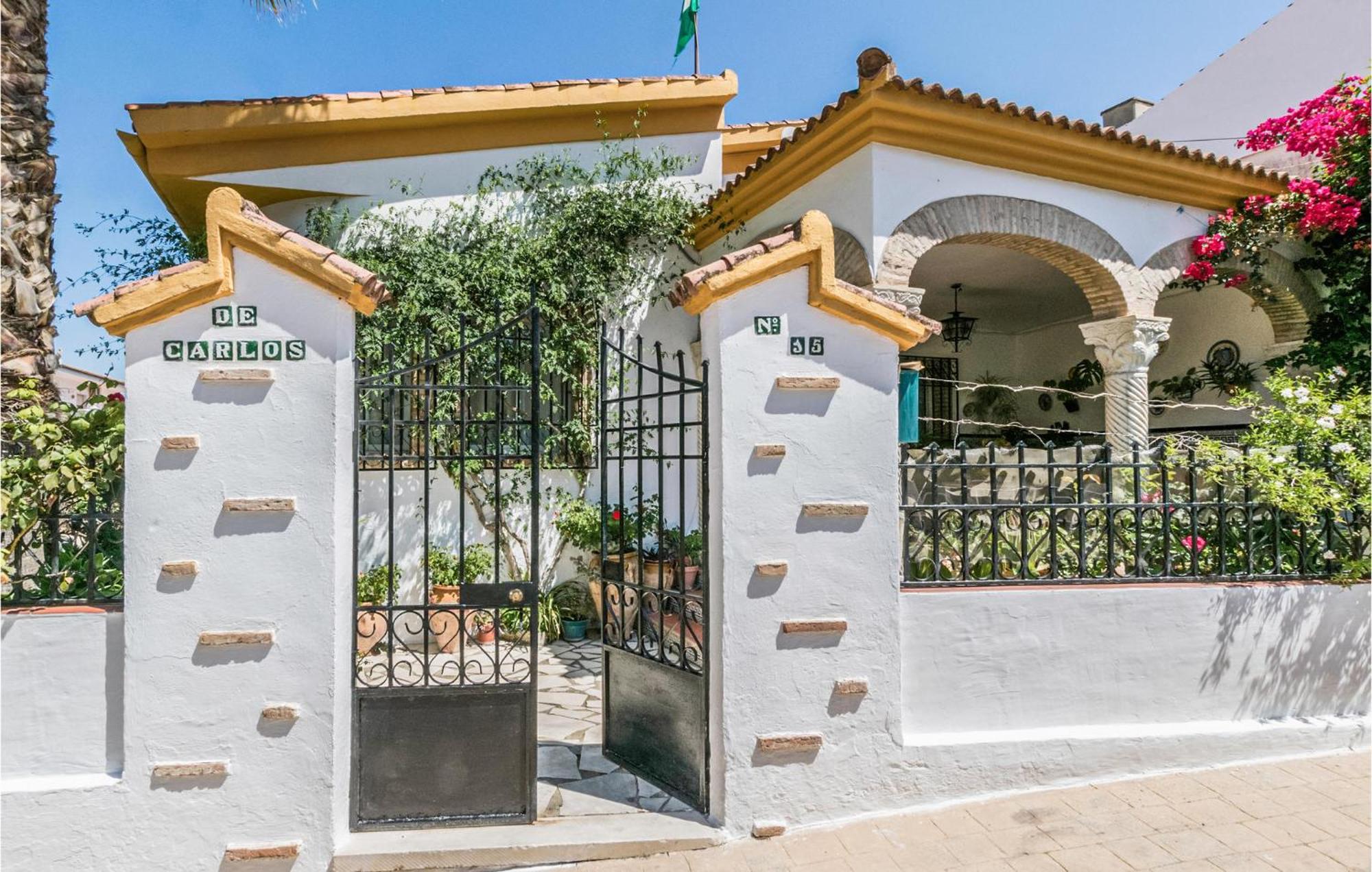 3 Bedroom Beautiful Home In Fuente Tojar Екстериор снимка