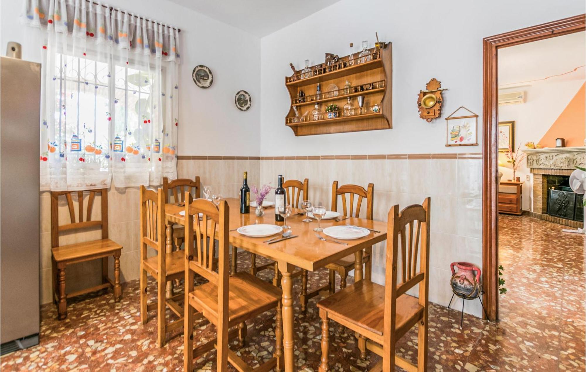 3 Bedroom Beautiful Home In Fuente Tojar Екстериор снимка